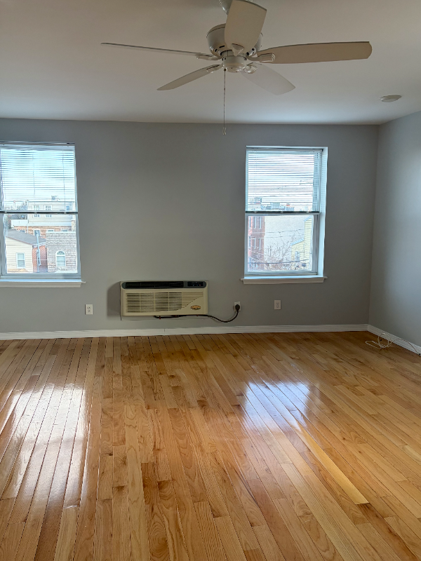 1410 E Moyamensing Ave #3F - Photo 3 of 5