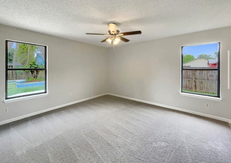 2060 Tickford St - Photo 3 of 9