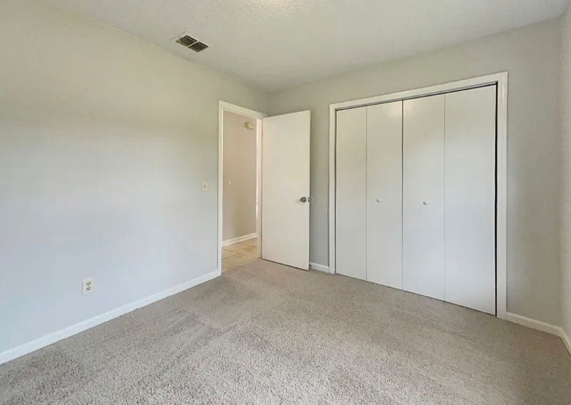 2060 Tickford St - Photo 7 of 9