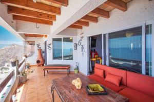 featured image of 201 Mirador #201