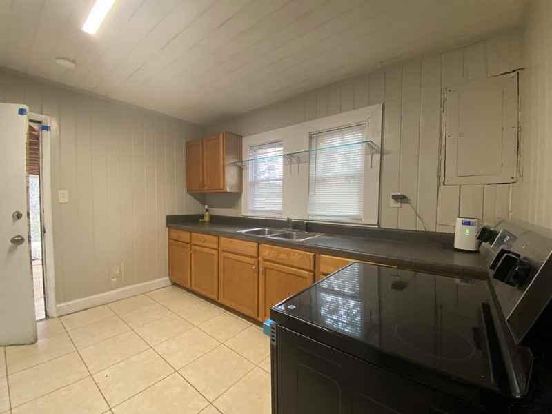 8261 Us Highway 78 - Photo 5 of 18