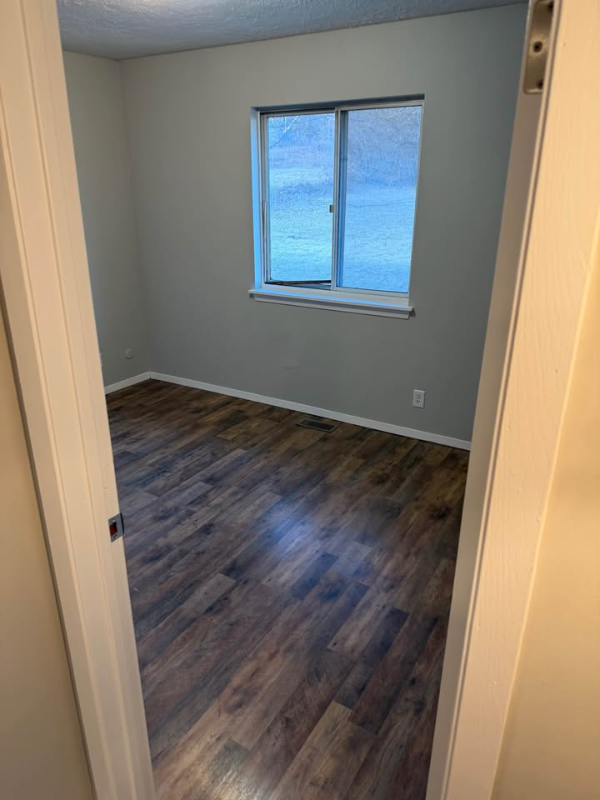 913 W Shenandoah Dr - Photo 4 of 8