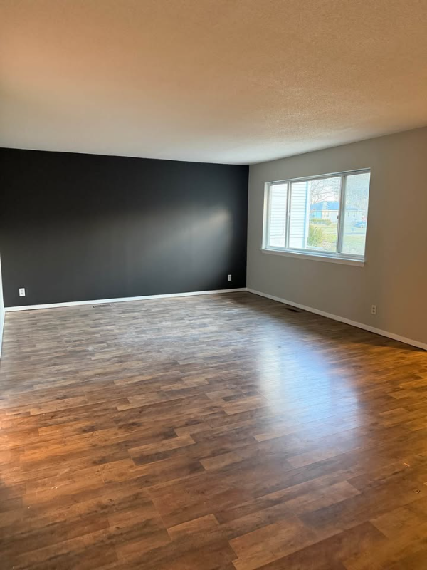 913 W Shenandoah Dr - Photo 7 of 8