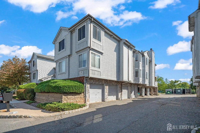 2910 Jesse Way - Photo 4 of 18