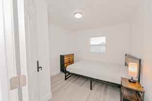 842 W 31st St #1 - Photo 1 of 1