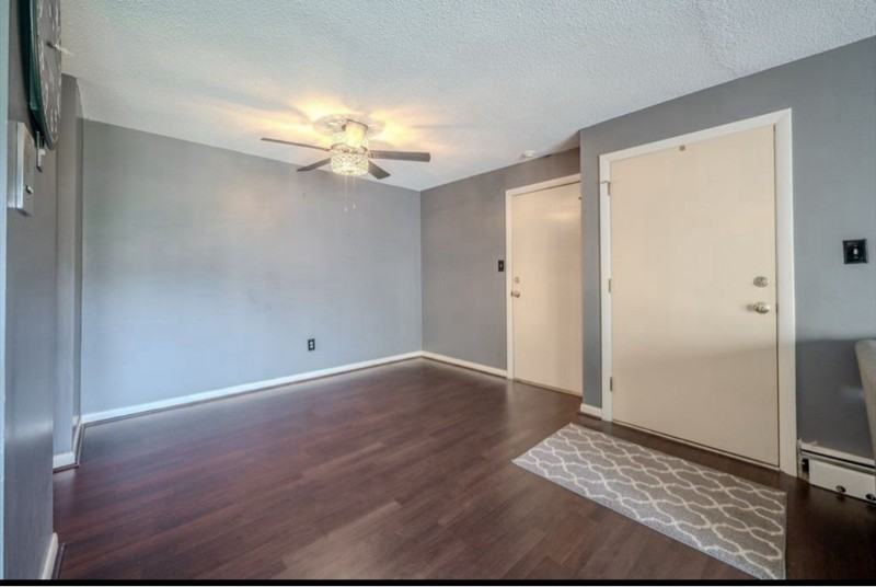 341 Pawtucket Blvd - Photo 3 of 14