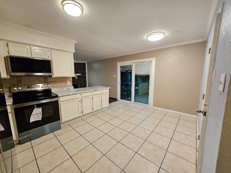 1829 Palo Duro Dr - Photo 3 of 20