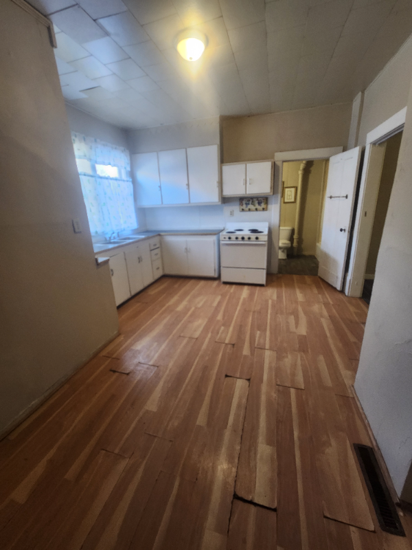 755 W Eldorado St #1 - Photo 3 of 5