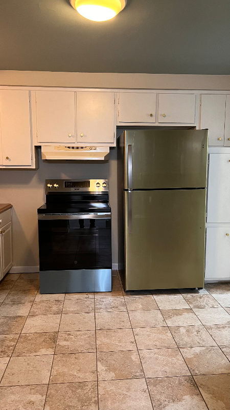 25323 Orchard Lake Rd - Photo 7 of 8