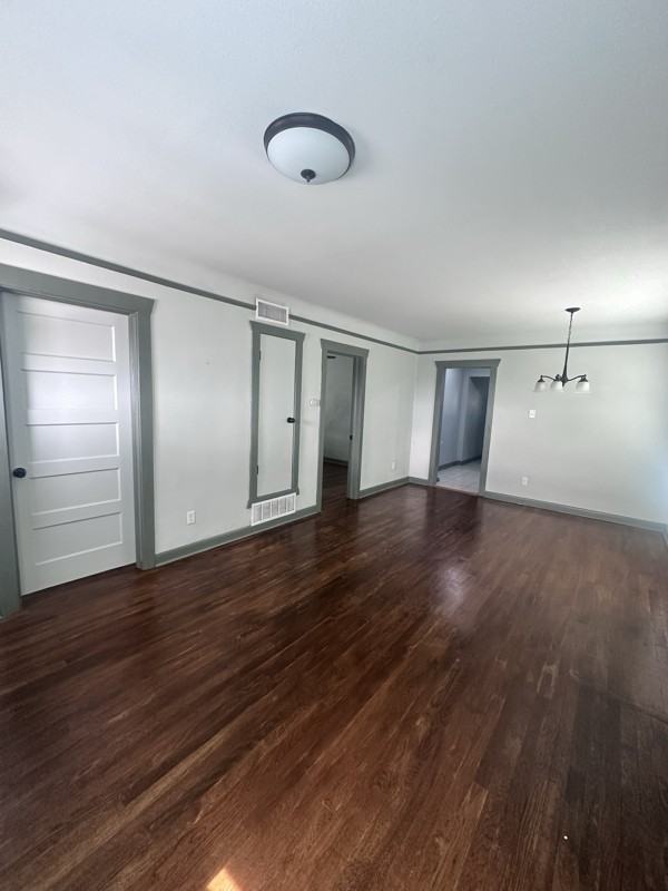 3211 Savannah Ave - Photo 2 of 11