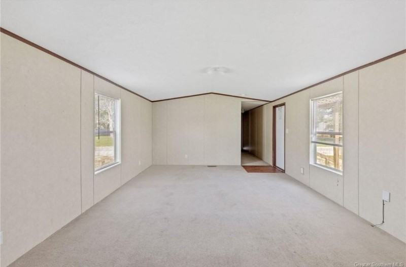 203 E Lincoln St #LOT3 - Photo 2 of 2