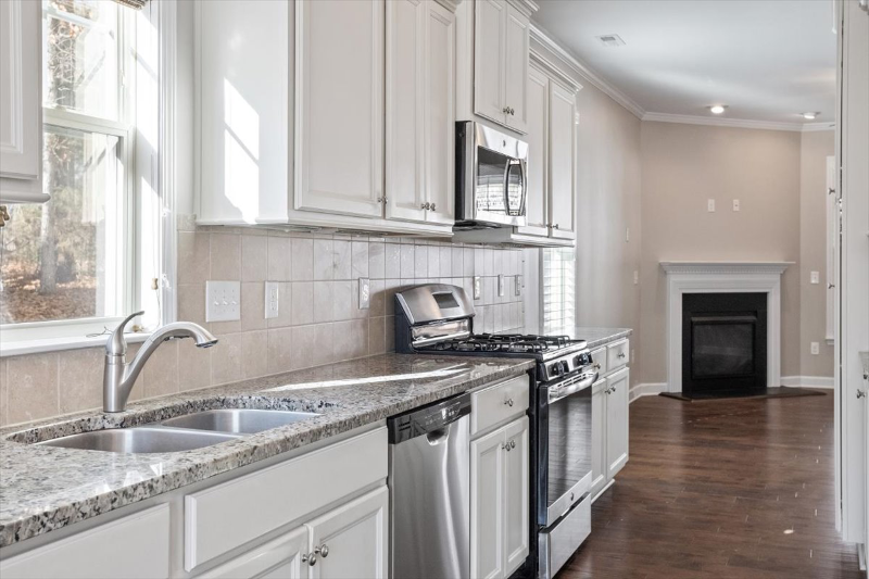 1849 Grandmaster Way - Photo 7 of 19