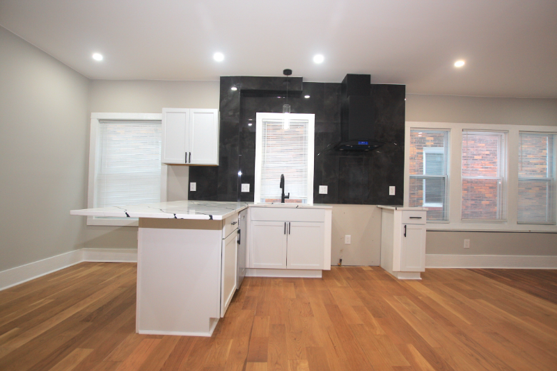 5014 Seminole St - Photo 4 of 17