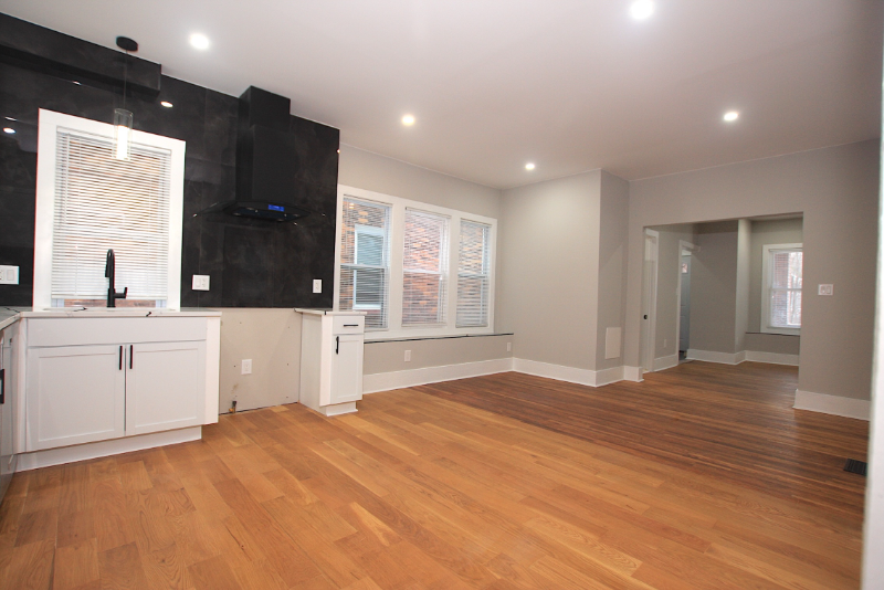 5014 Seminole St - Photo 7 of 17