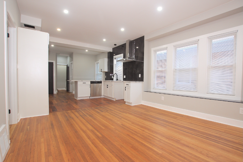 5016 Seminole St - Photo 5 of 19