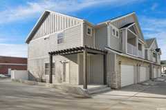 7869 S Siesta Dr - Photo 1 of 1