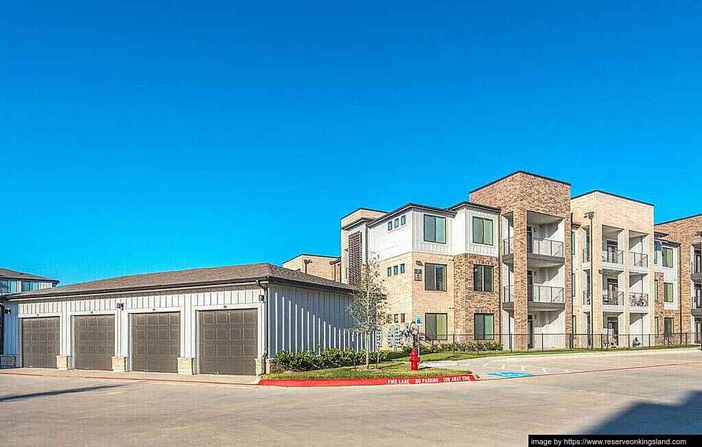 23403 Kingsland Boulevard - Photo 7 of 12