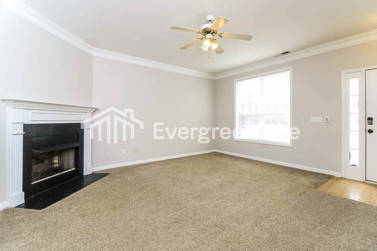 1972 Drennon Ave - Photo 2 of 13