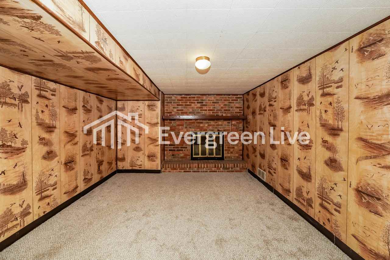 220 Glendale Ave - Photo 6 of 15