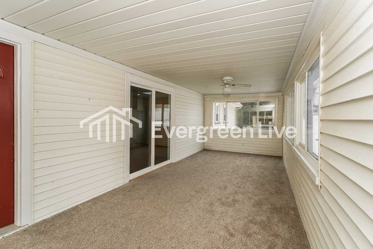 220 Glendale Ave - Photo 7 of 15