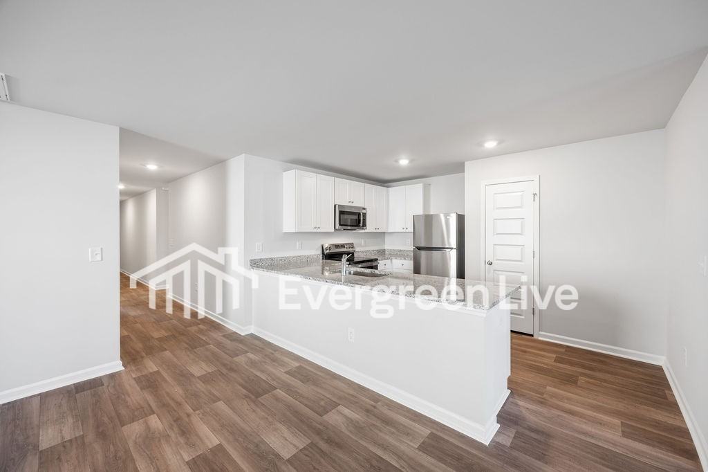 1310 Willow Oaks Way - Photo 5 of 27