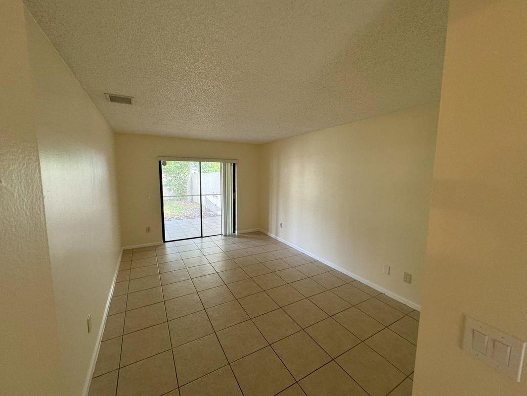 1218 White Pine Dr - Photo 6 of 13