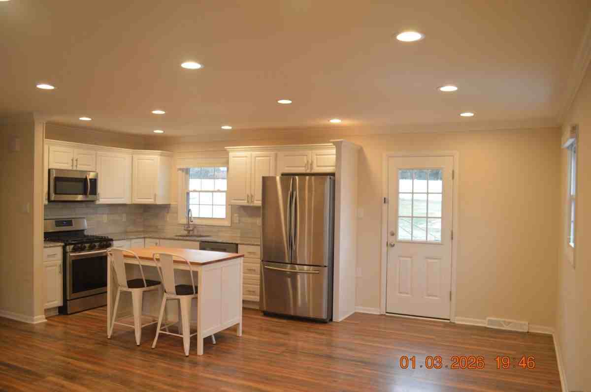 1636 Gibbons Rd - Photo 6 of 22