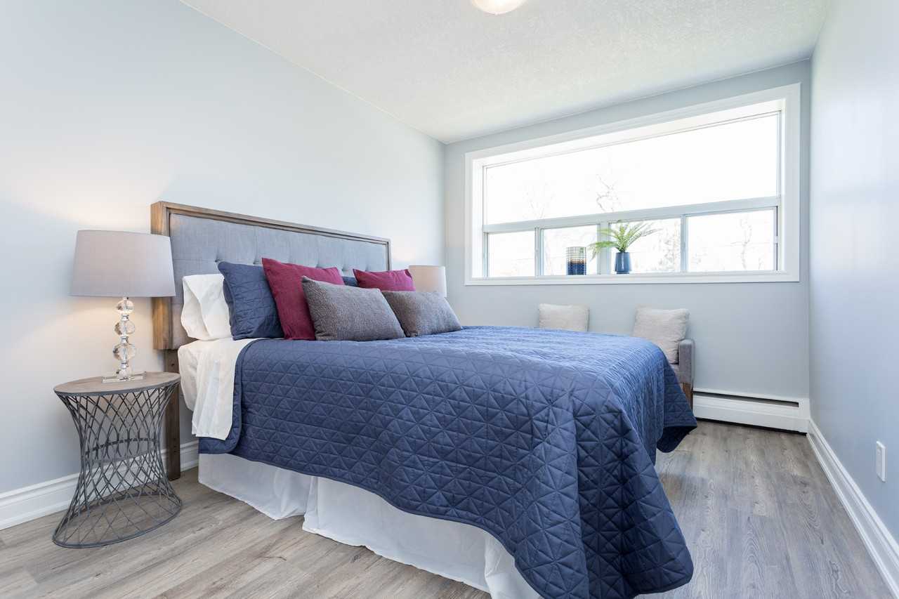 233 Mohawk Road East - Photo 5 of 8