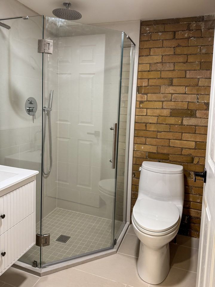 Queen St W & Dowling Ave - Photo 7 of 18