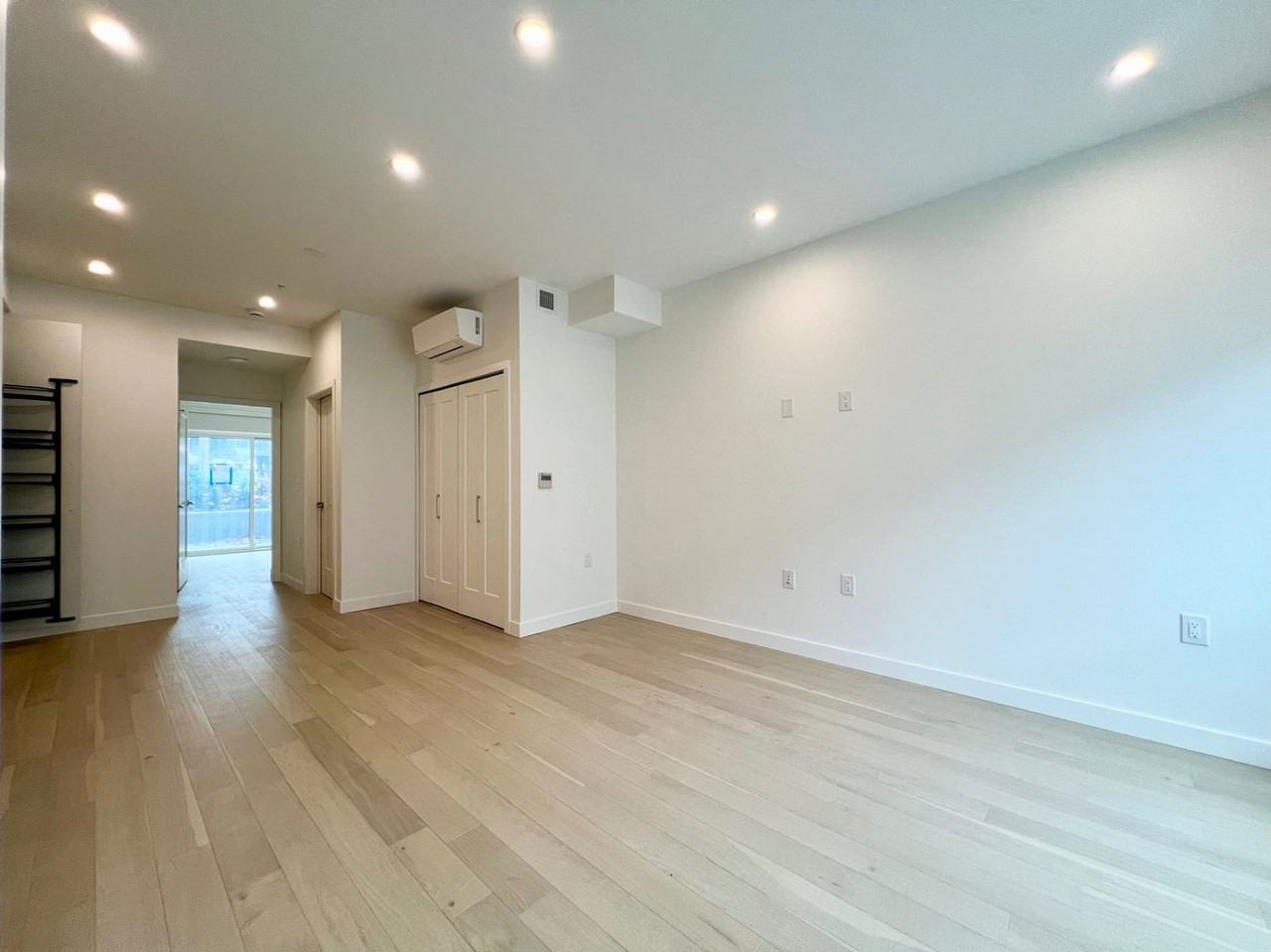 847 West 33rd Avenue #847 - Photo 6 of 12