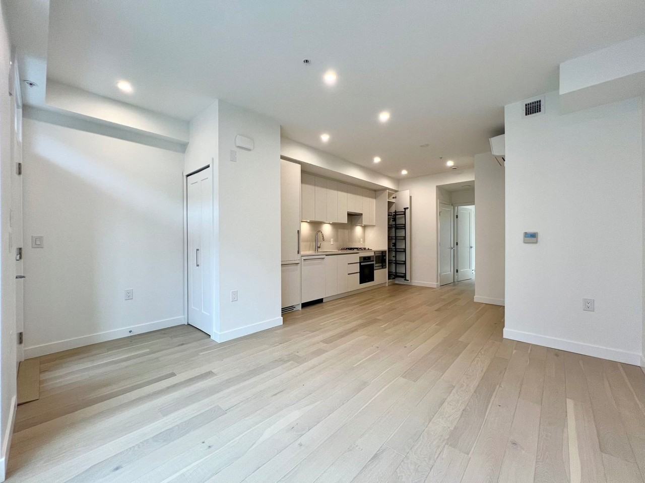 847 West 33rd Avenue #847 - Photo 5 of 12