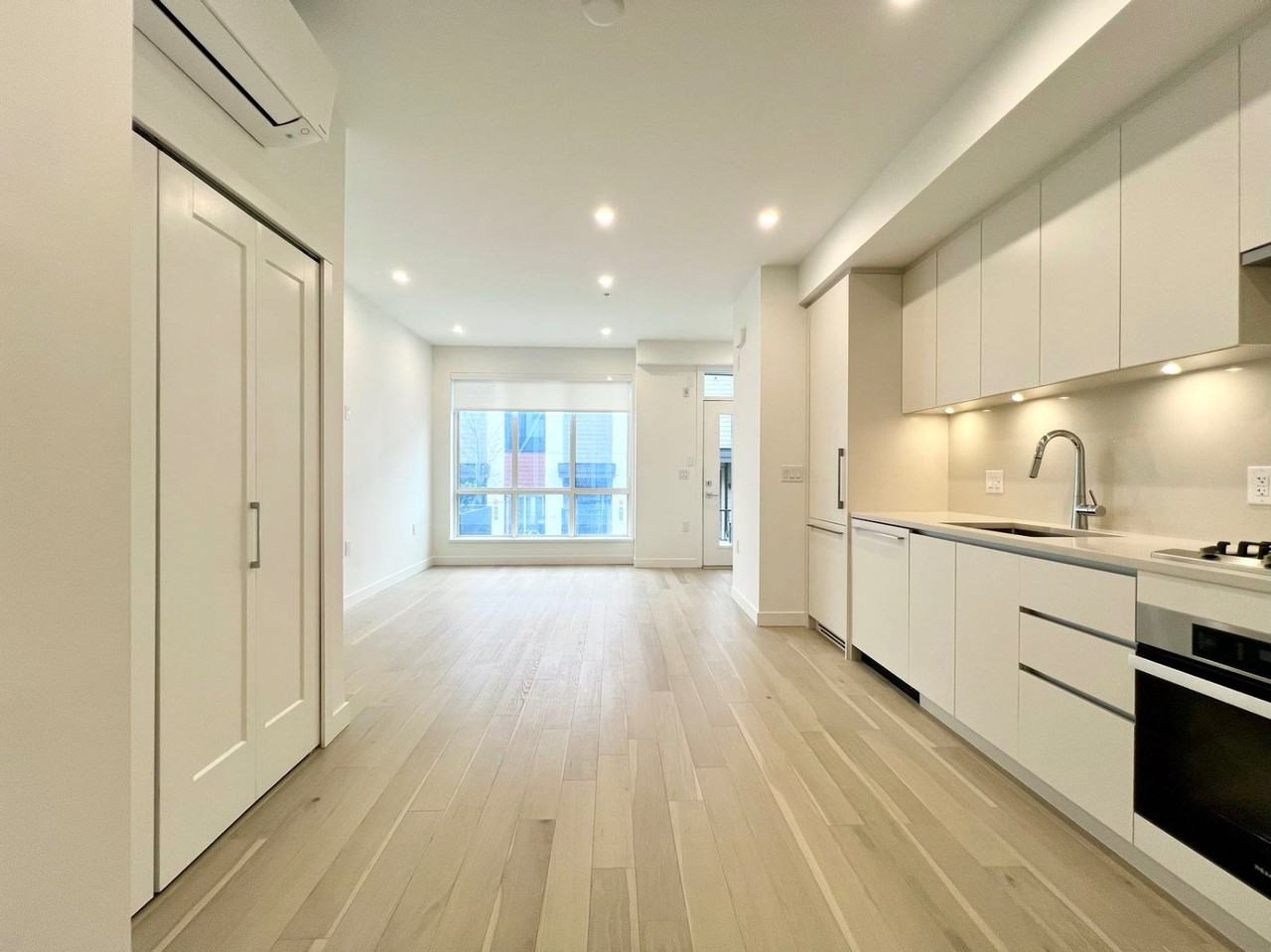 847 West 33rd Avenue #847 - Photo 3 of 12