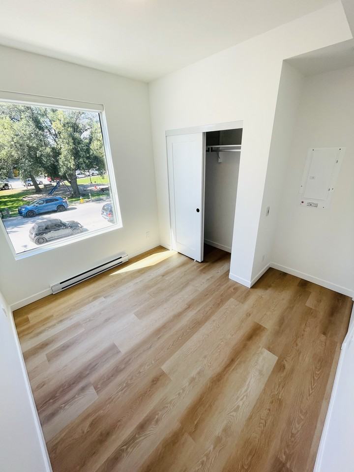 1301 Belaire Avenue #2 - Photo 4 of 17