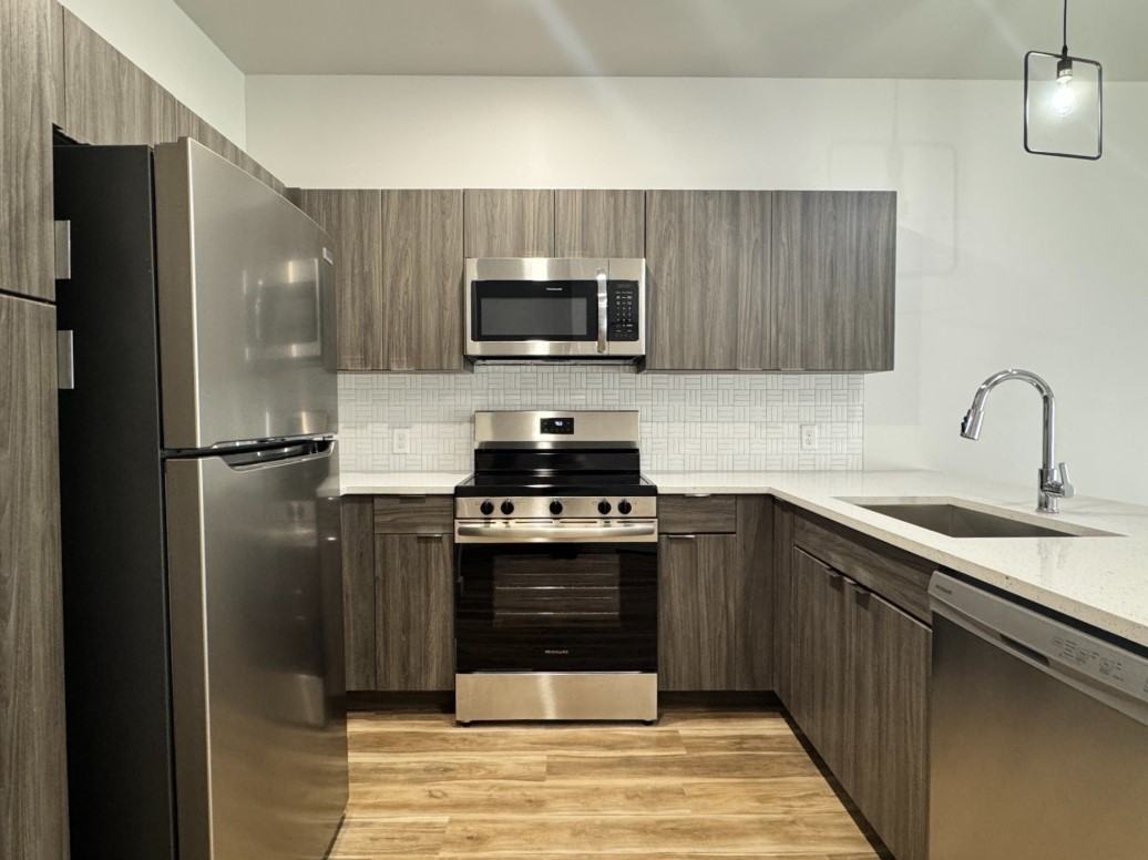 1665 Midtown Pl #1665-234 - Photo 2 of 13