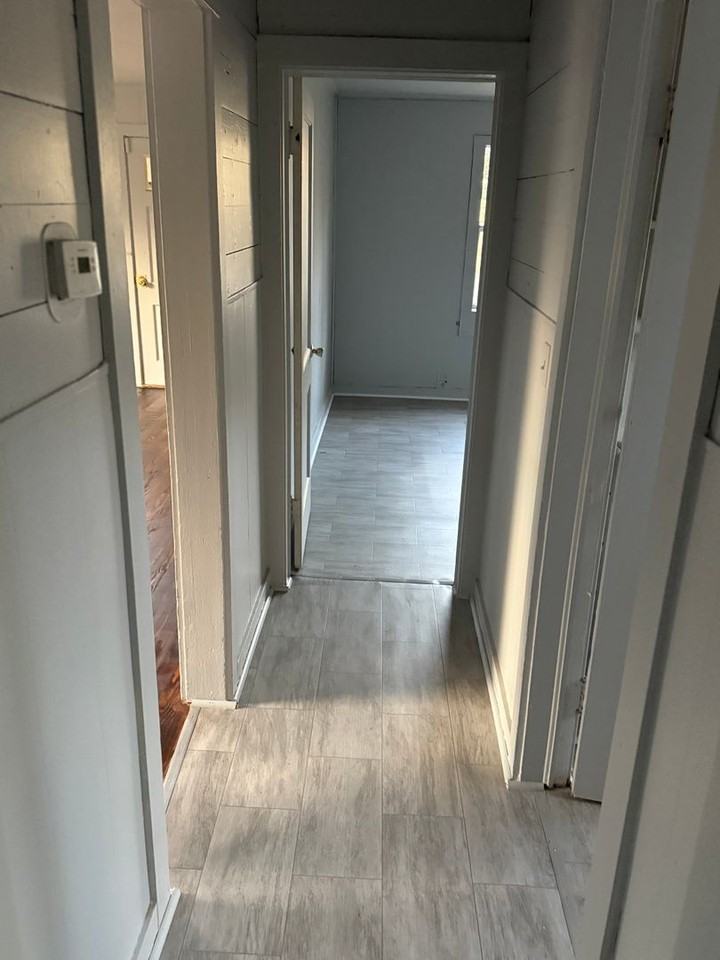 328 N Seventh - Photo 5 of 10