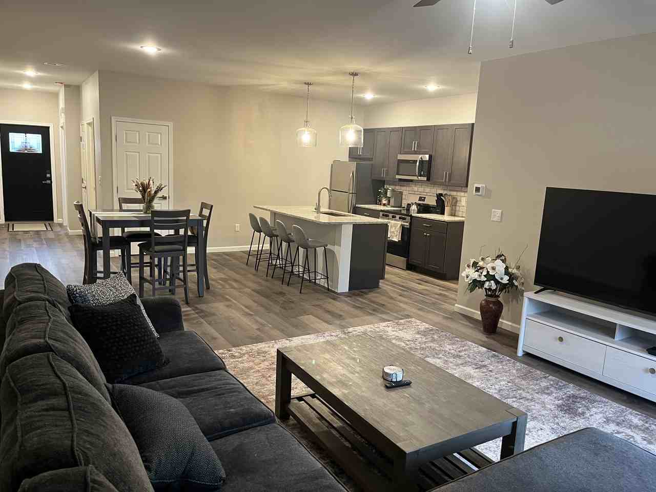 2087 Community Ln #15D - Photo 4 of 6