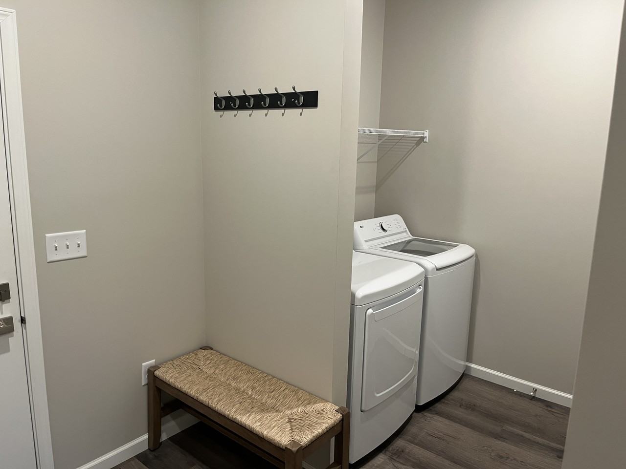 2087 Community Ln #15D - Photo 6 of 6