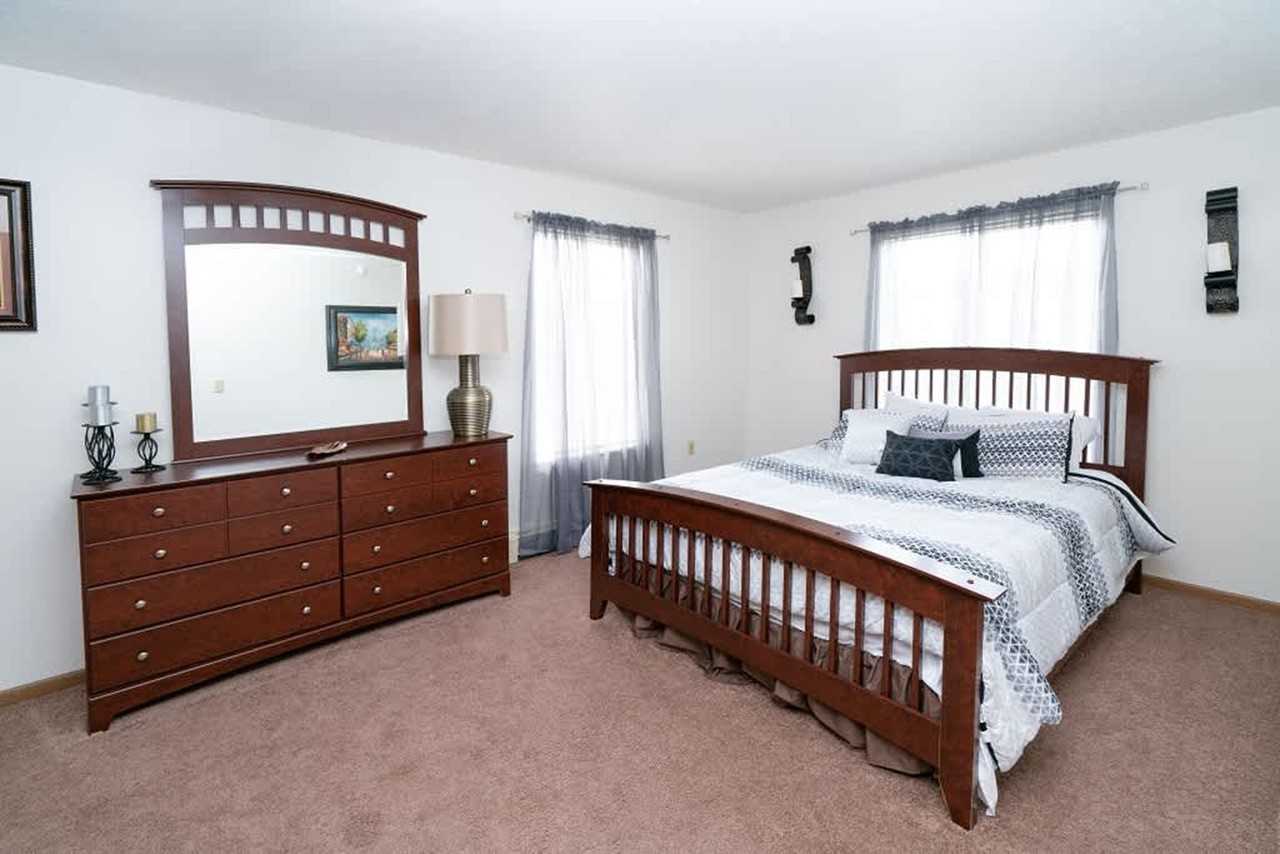 1072 E Chicago Blvd #17 - Photo 7 of 9