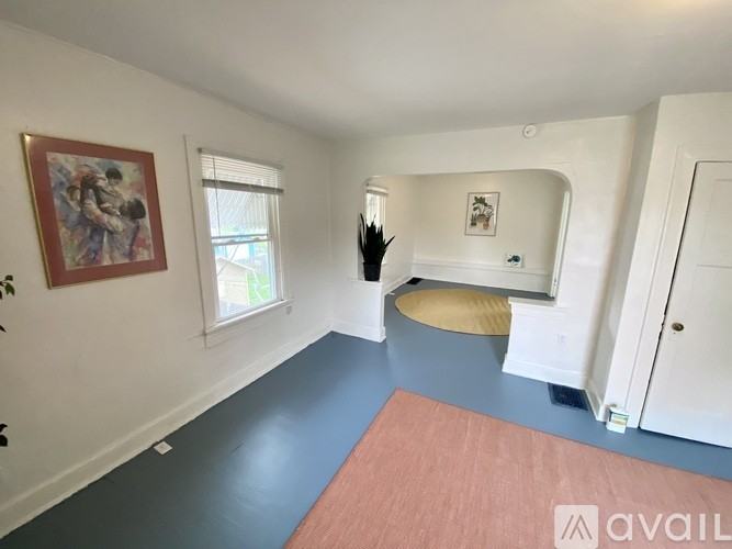 828 Walton Ave - Photo 3 of 10