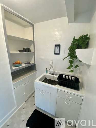 828 Walton Ave - Photo 7 of 10