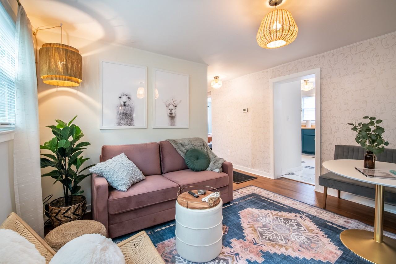 1712 12th St S #B - Photo 2 of 23