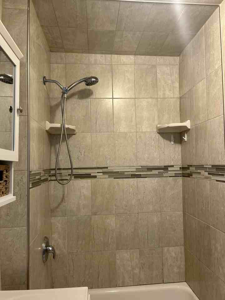 134 Davenport Ave #1 - Photo 4 of 4