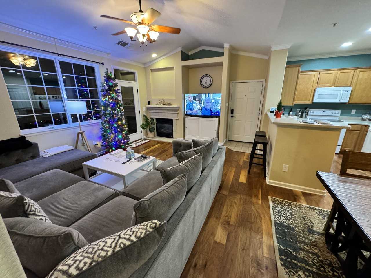 8035 Lee Dr #201 - Photo 2 of 37