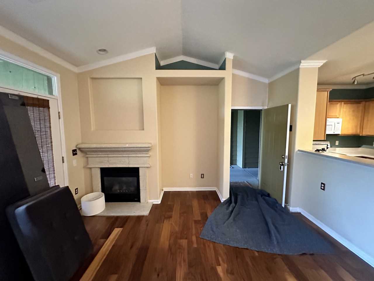 8035 Lee Dr #201 - Photo 5 of 37