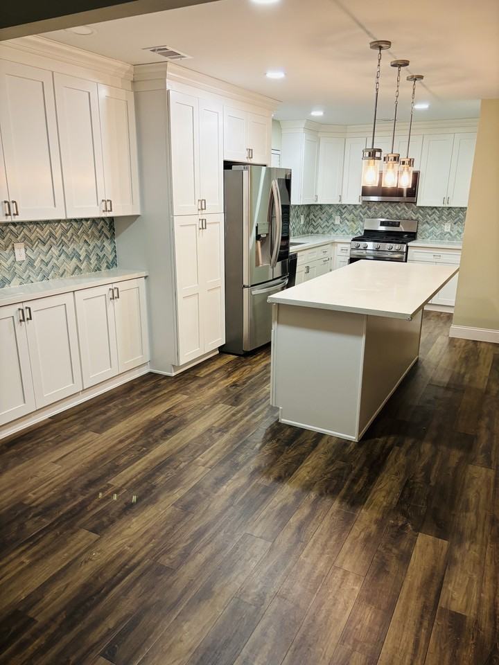 1136 Sailfish St #NA - Photo 3 of 11