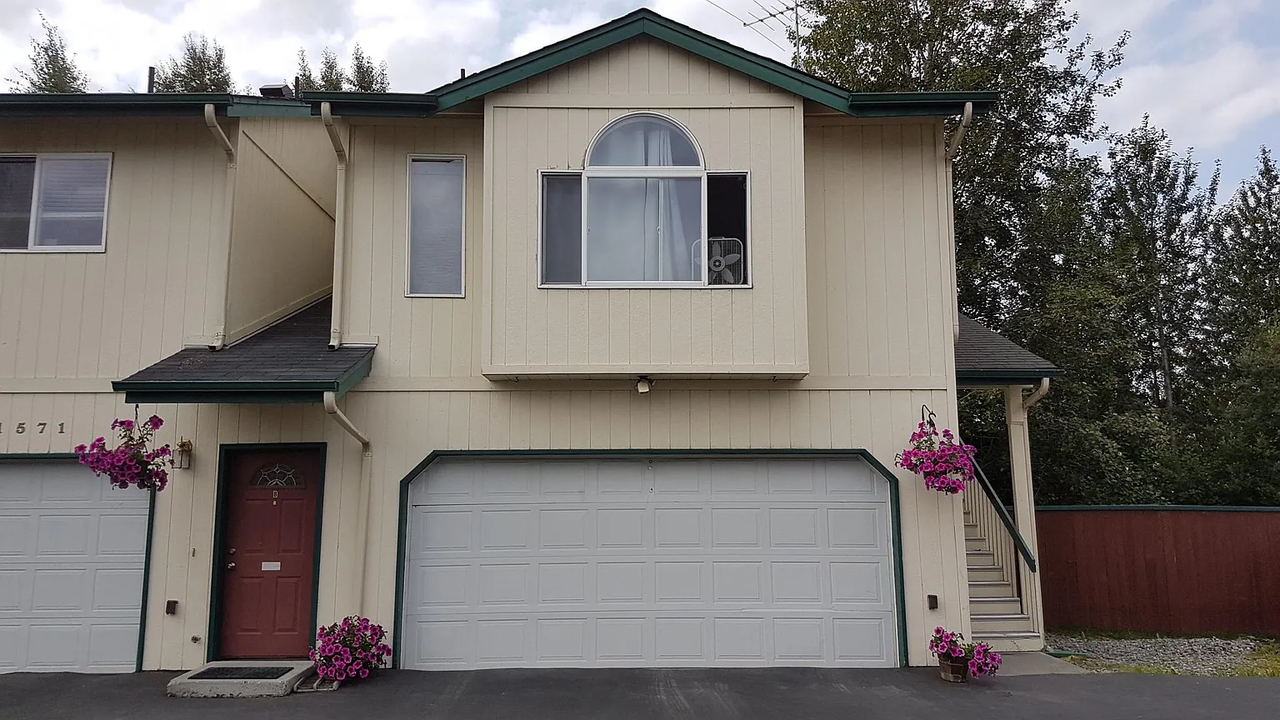 1571 Elcadore Dr #NA - Photo 2 of 21