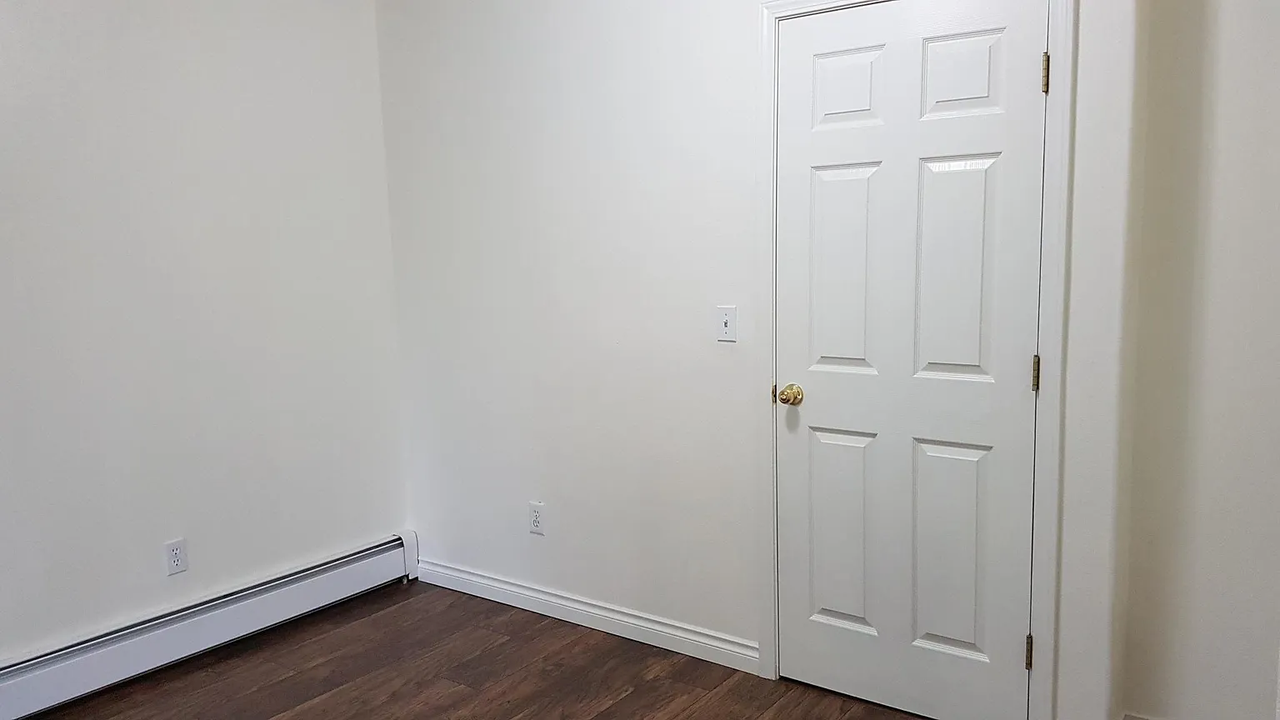 1571 Elcadore Dr #NA - Photo 7 of 21