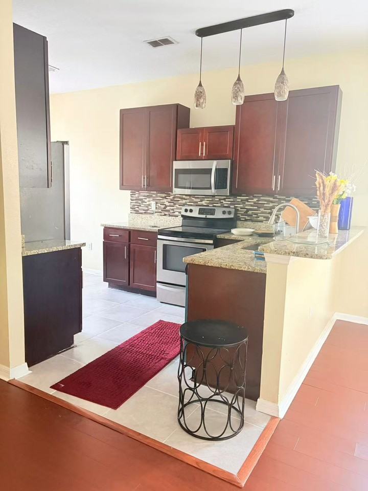 404 Bluff Pass Dr #NA - Photo 2 of 15