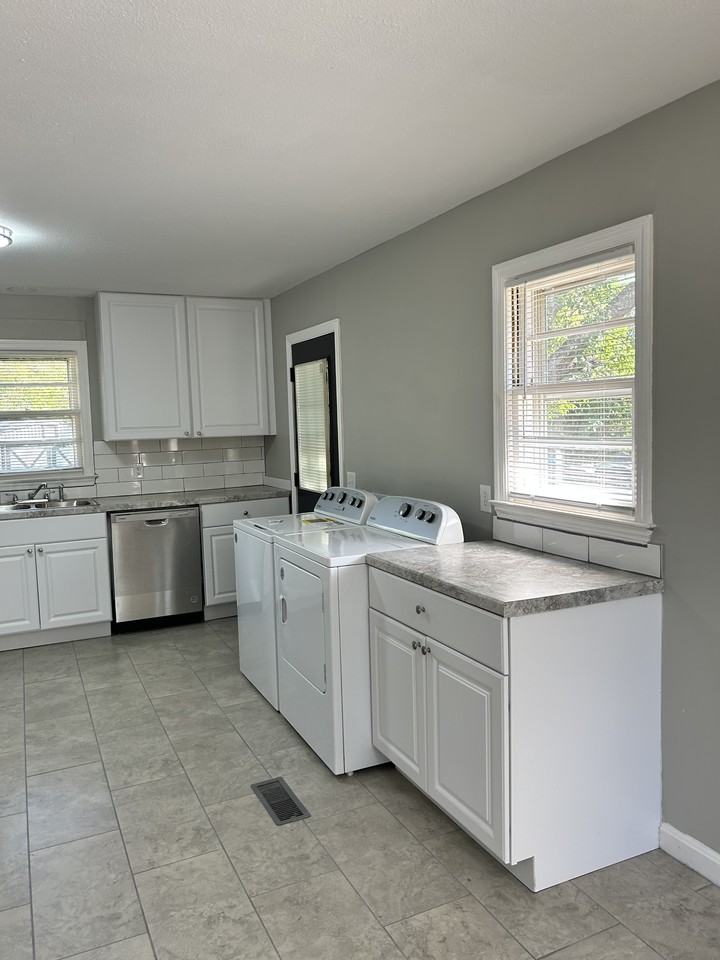 5305 Bayleaf Dr #NA - Photo 4 of 24