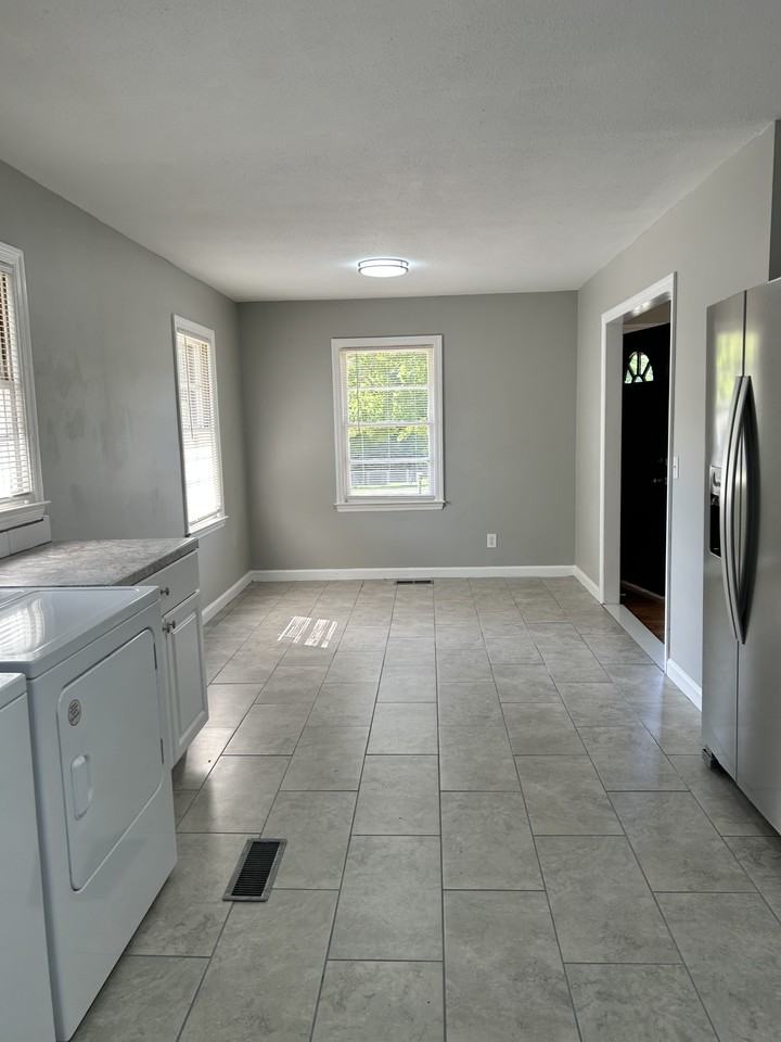 5305 Bayleaf Dr #NA - Photo 6 of 24